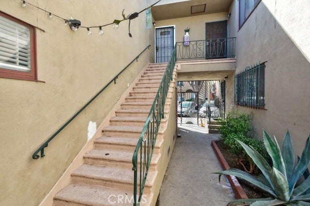 Property photo for 925 E Appleton, Long Beach, CA