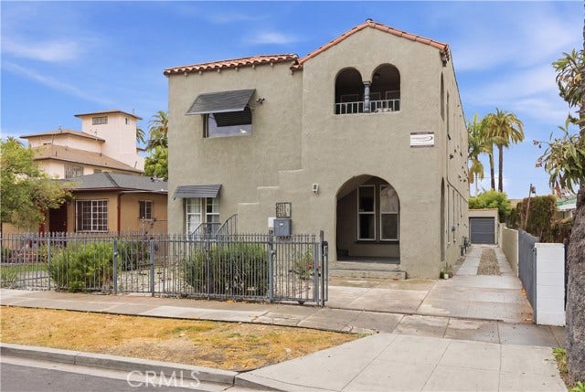 Property photo for 2911 S Palm Grove AVE, Los Angeles, CA