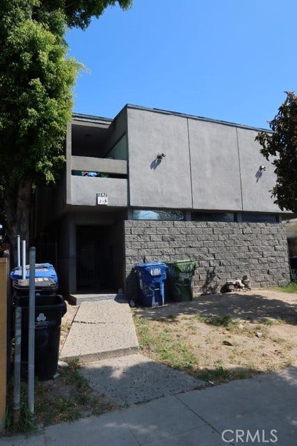 Property photo for 8826 Orchard, Los Angeles, CA