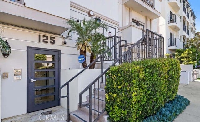 125 S Sweetzer AVE, #203, Los Angeles, CA 90048