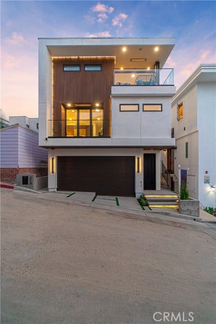 Property photo for 214 El Porto ST, Manhattan Beach, CA