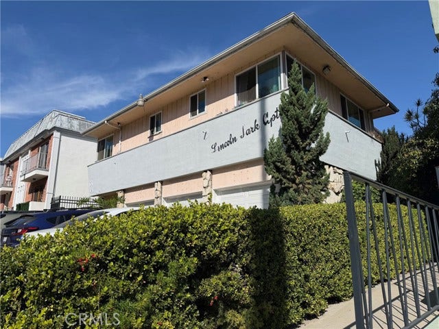 Property photo for 1129 Lincoln BLVD, Santa Monica, CA