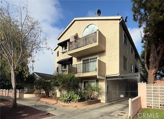 Property photo for 1123 Junipero AVE, #7, Long Beach, CA