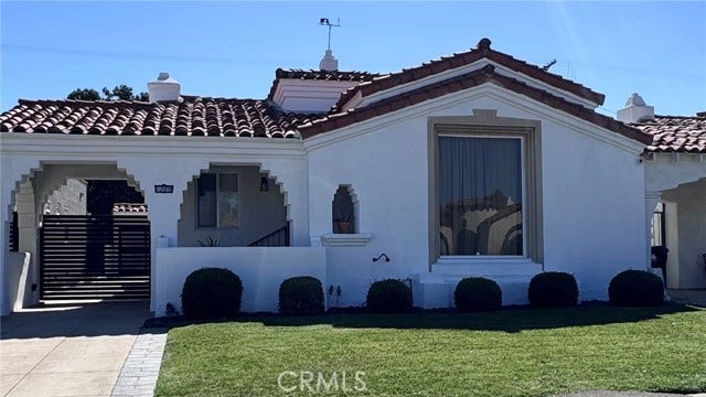 Property photo for 1260 W 81st, Los Angeles, CA