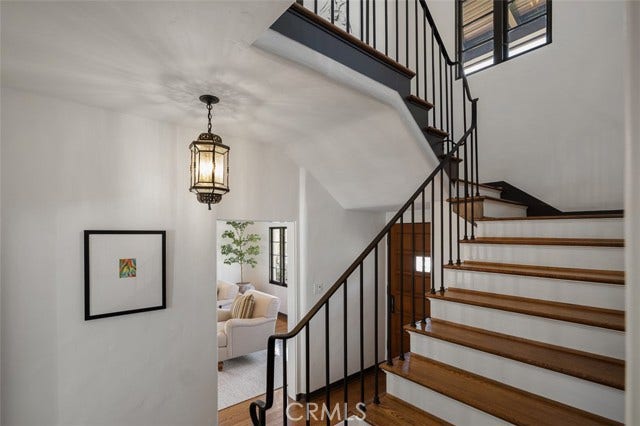 2098 Roosevelt, Altadena, CA 91001