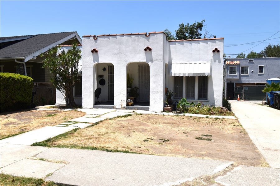Property photo for 4017 Griffin, Los Angeles, CA