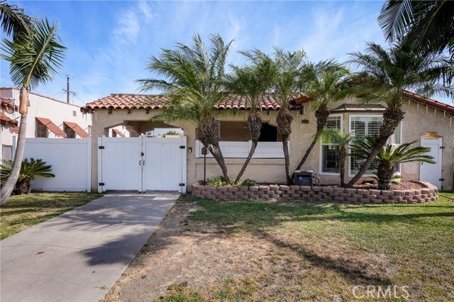 Property photo for 152 W 64th ST, Los Angeles, CA