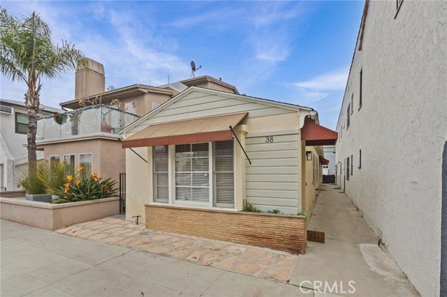 Property photo for 38 Argonne, #2, Long Beach, CA