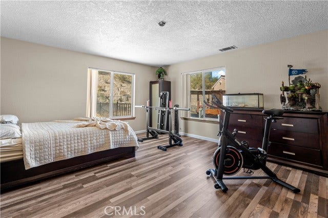 3950 Coriander Drive, Hesperia, CA 92345