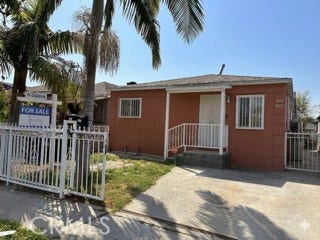 Property photo for 802 E 111th, Los Angeles, CA