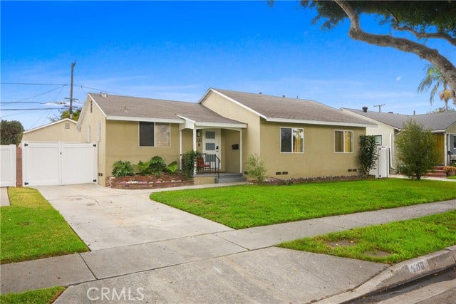 Property photo for 100 W Bort ST, Long Beach, CA