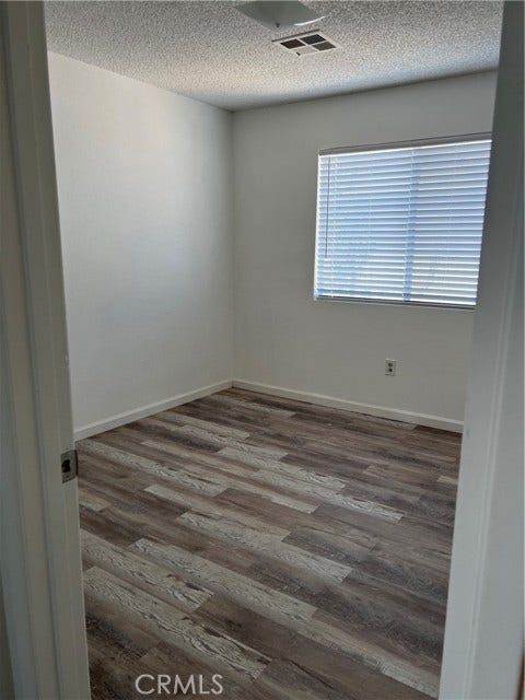 6109 S H ST, Bakersfield, CA 93304
