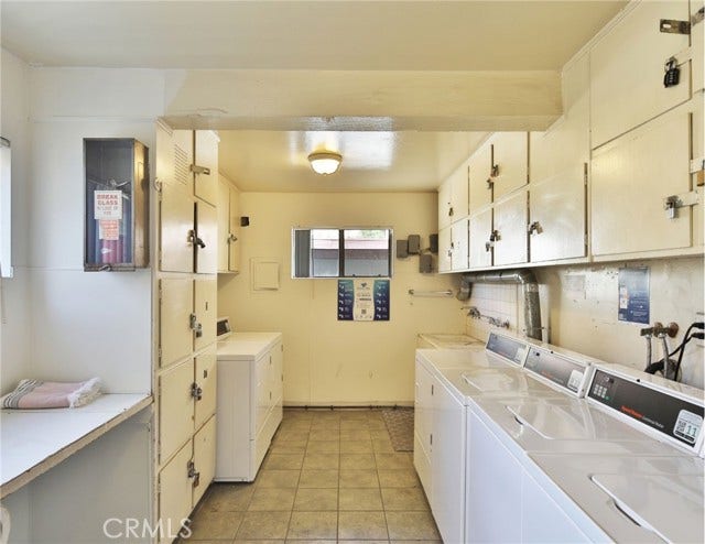 1817 E 2nd ST, Duarte, CA 91010