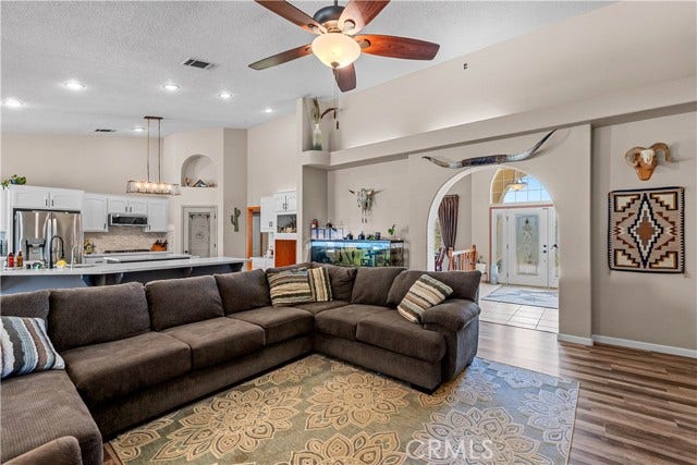 3950 Coriander Drive, Hesperia, CA 92345