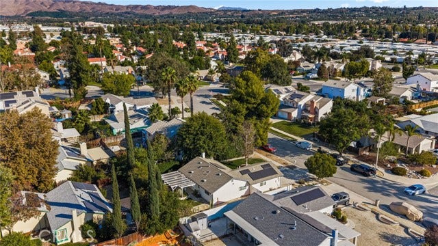 1557 Cambridge AVE, Redlands, CA 92374