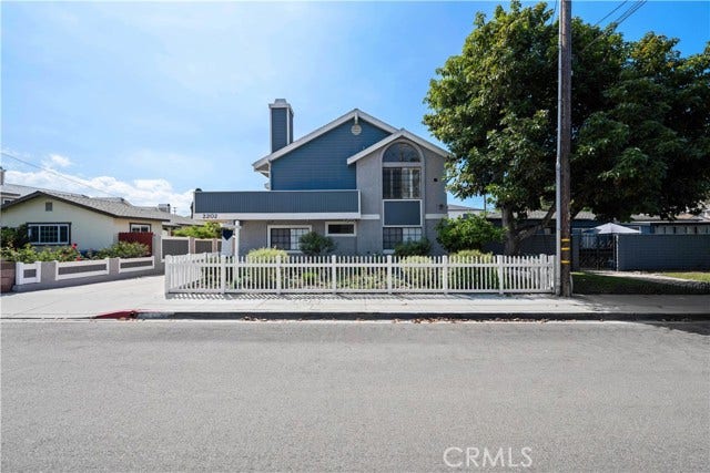 Property photo for 2202 Rockefeller LN, #3, Redondo Beach, CA