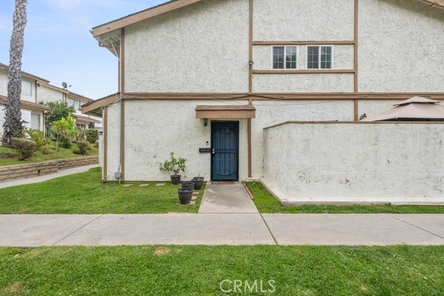 Property photo for 13185 Bromont, Los Angeles, CA