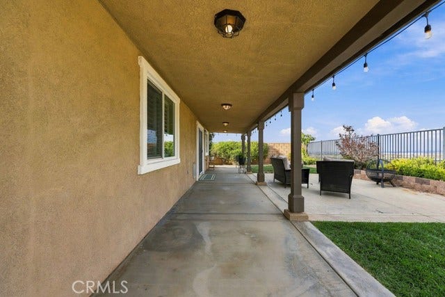 38462 Siamese Ln, Palmdale, CA 93551