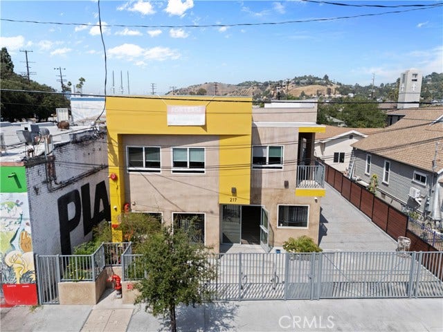 Property photo for 217 W Avenue 37, Los Angeles, CA