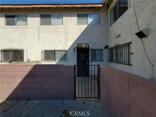 Property photo for 2020 W 23 ST, #17, Long Beach, CA