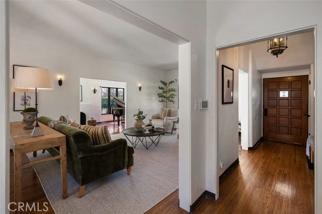 2098 Roosevelt, Altadena, CA 91001