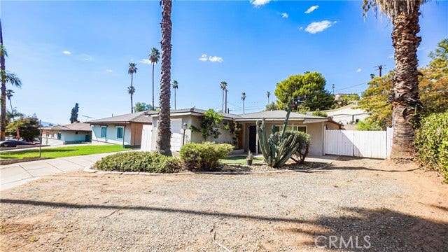 7353 Pontoosuc, Riverside, CA 92504