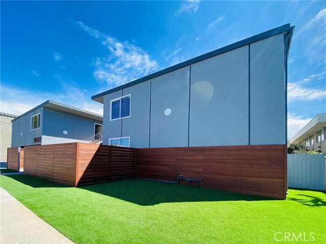 Property photo for 11422 Iowa AVE, #10, Los Angeles, CA