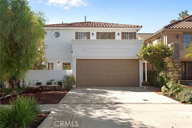 Property photo for 646 Avenue B, Redondo Beach, CA