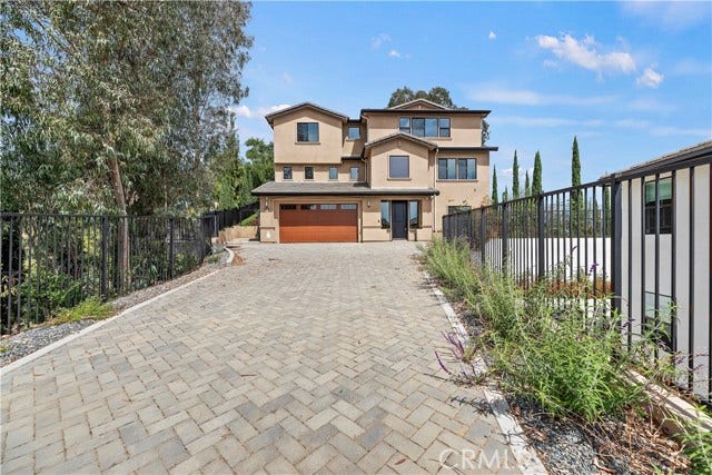 Property photo for 969 N Staley, Los Angeles, CA