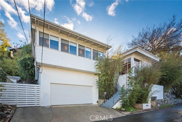 Property photo for 2828 Pacific View, Los Angeles, CA