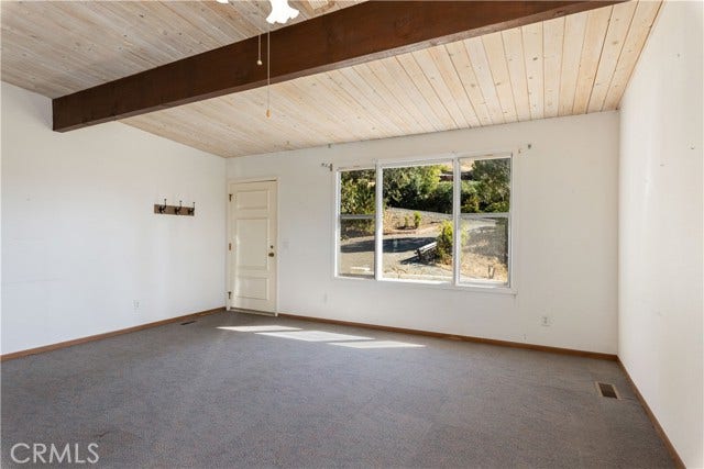 6869 Howard AVE, Nice, CA 95464