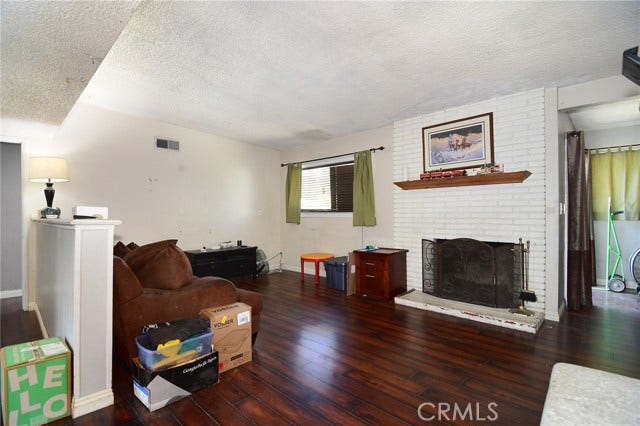 14913 Hubbard, Sylmar, CA 91342