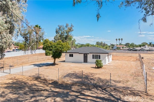 17140 Parsons, Riverside, CA 92508