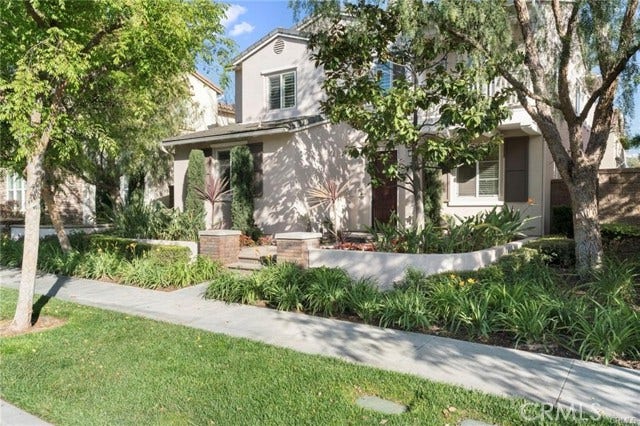 32 Midsummer, Irvine, CA 92620 32 Midsummer, Irvine, CA 92620