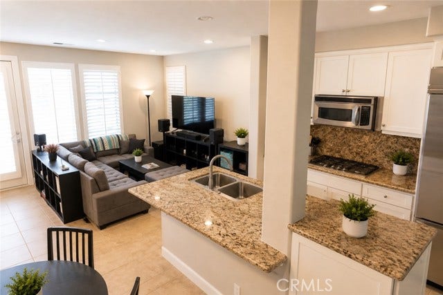Property photo for 5511 W 149 PL, #9, Hawthorne, CA