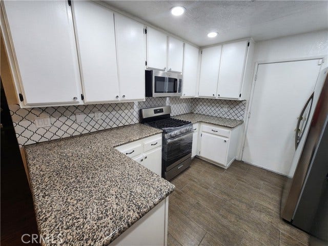 12234 Jasmine CT, Victorville, CA 92395