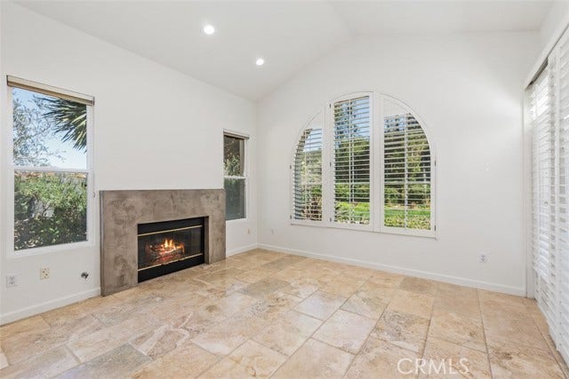 11 Sorrento CT, Newport Coast, CA 92657 Living room with fireplace