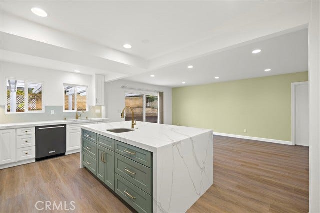 20152 Redlands DR, Newport Beach, CA 92660