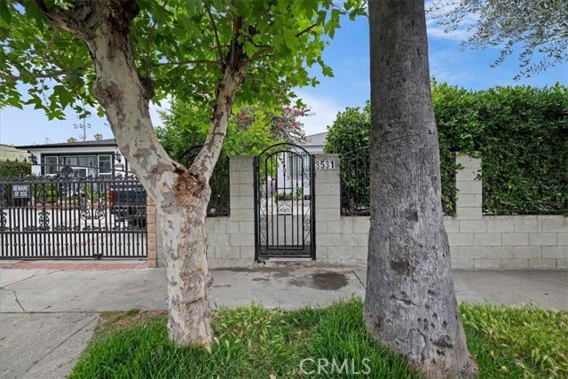 Property photo for 3529 10th AVE, Los Angeles, CA