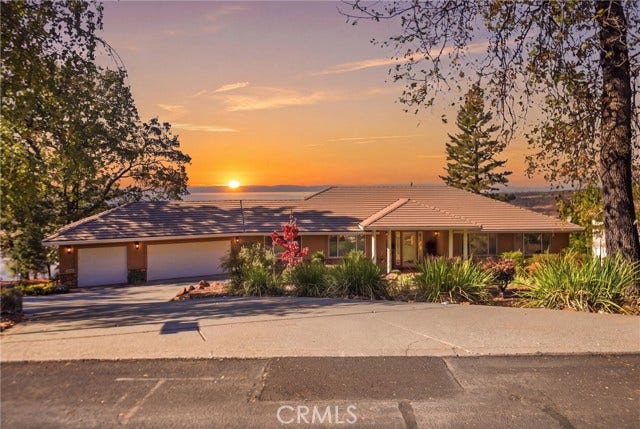 Property photo for 14969 Woodland Park Drive, Forest Ranch, CA