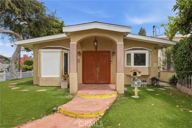 Property photo for 926 N Rowell AVE, Manhattan Beach, CA
