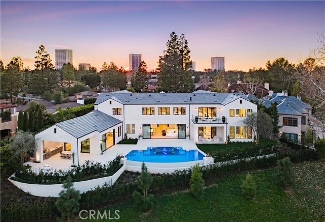 76 Hillcrest LN, Newport Beach, CA 92660