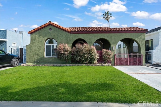 Property photo for 341 E Ellis, Long Beach, CA