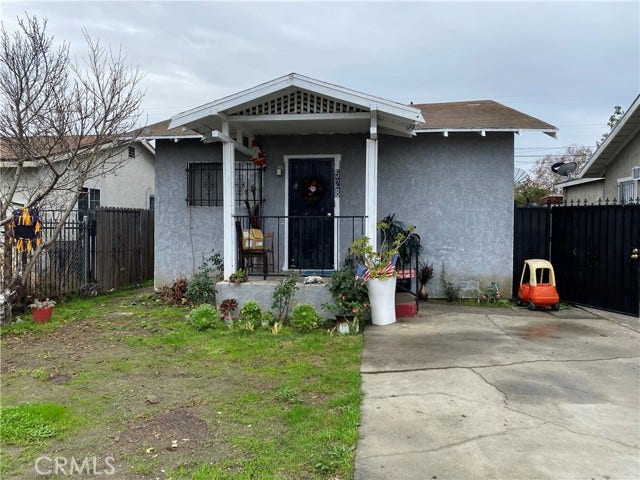 Property photo for 528 W 107th, Los Angeles, CA