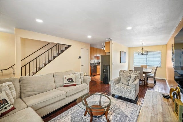 Property photo for 11401 Berendo AVE, #6, Los Angeles, CA