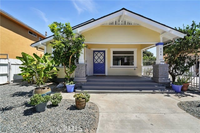 Property photo for 732 Saint Louis AVE, Long Beach, CA