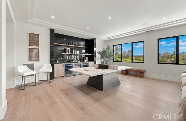 76 Hillcrest LN, Newport Beach, CA 92660