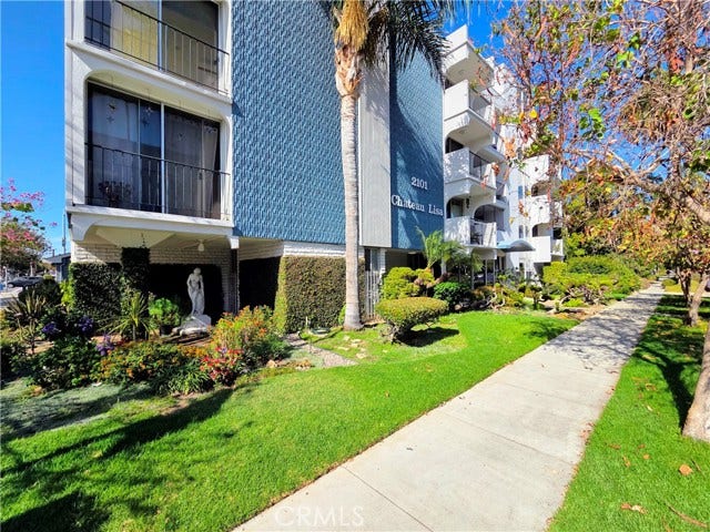 Property photo for 2101 E 2nd ST, #301, Long Beach, CA