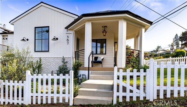 Property photo for 567 24th PL, Hermosa Beach, CA
