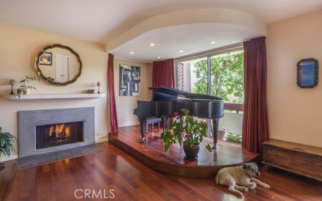 Property photo for 11322 Camarillo Street, #202, Toluca Lake, CA